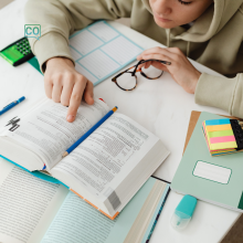  Studeren (studiować) - Odmiana czasowników i ćwiczenia